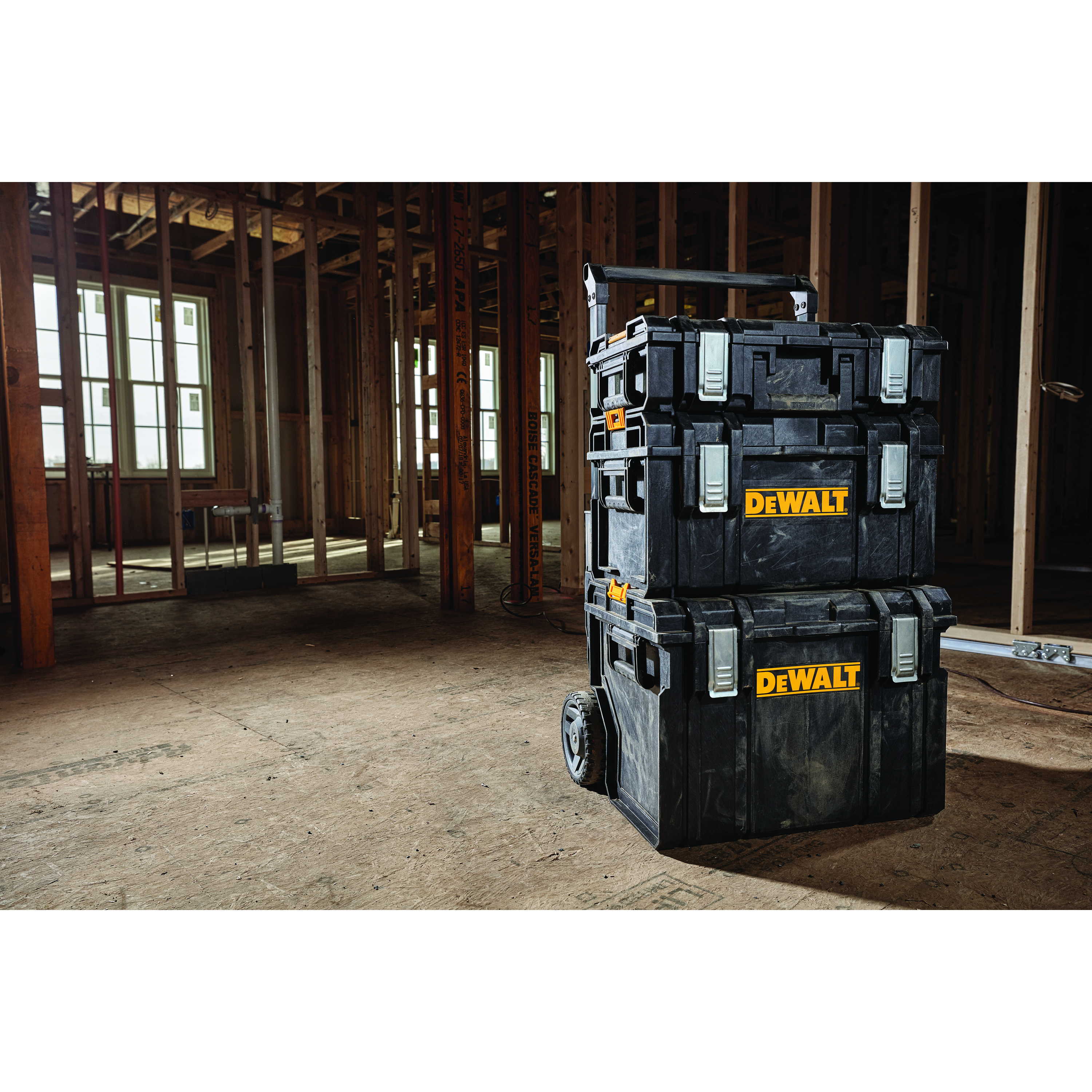 White Cap | DEWALT Toughsystem DS450 Mobile Storage