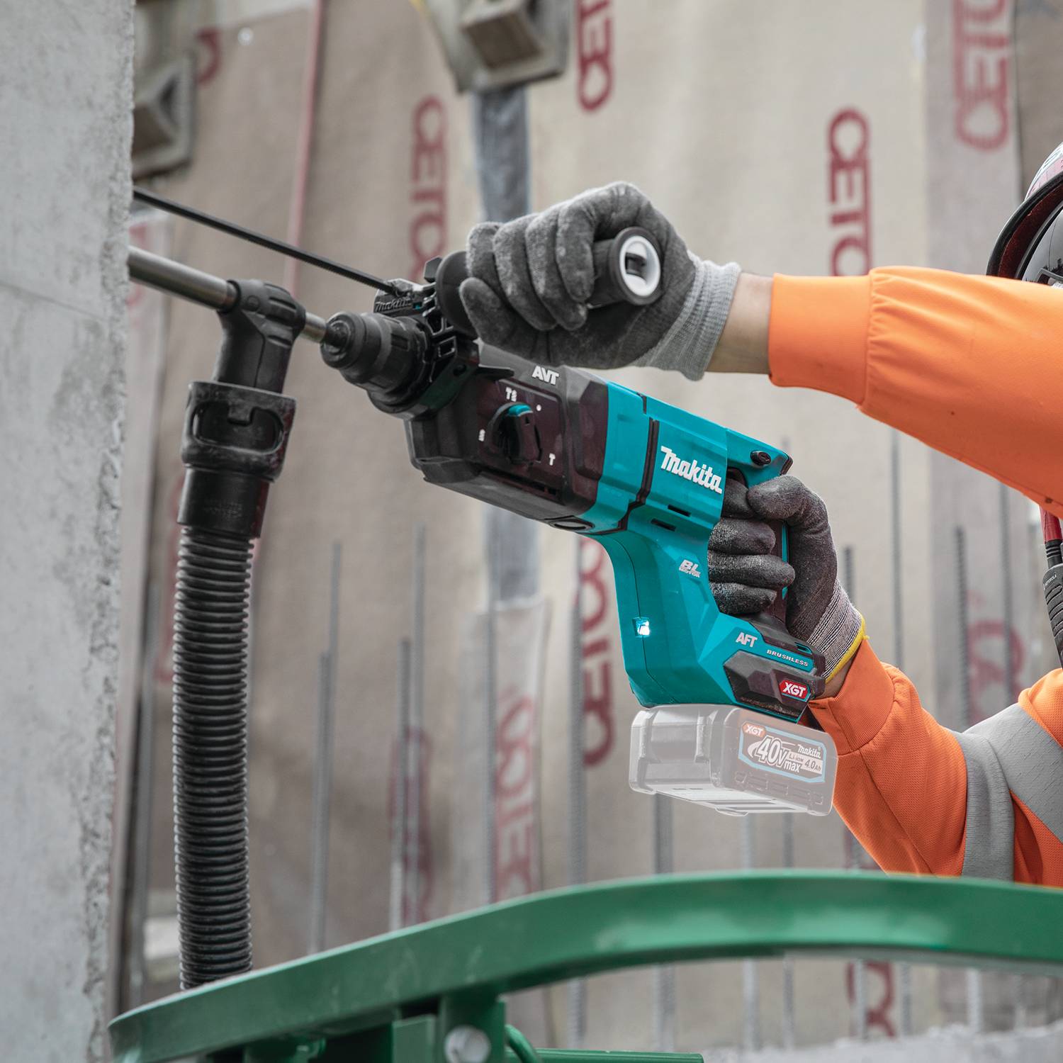 White Cap | 40V Max Xgt Brushless Cordless 1-1/8