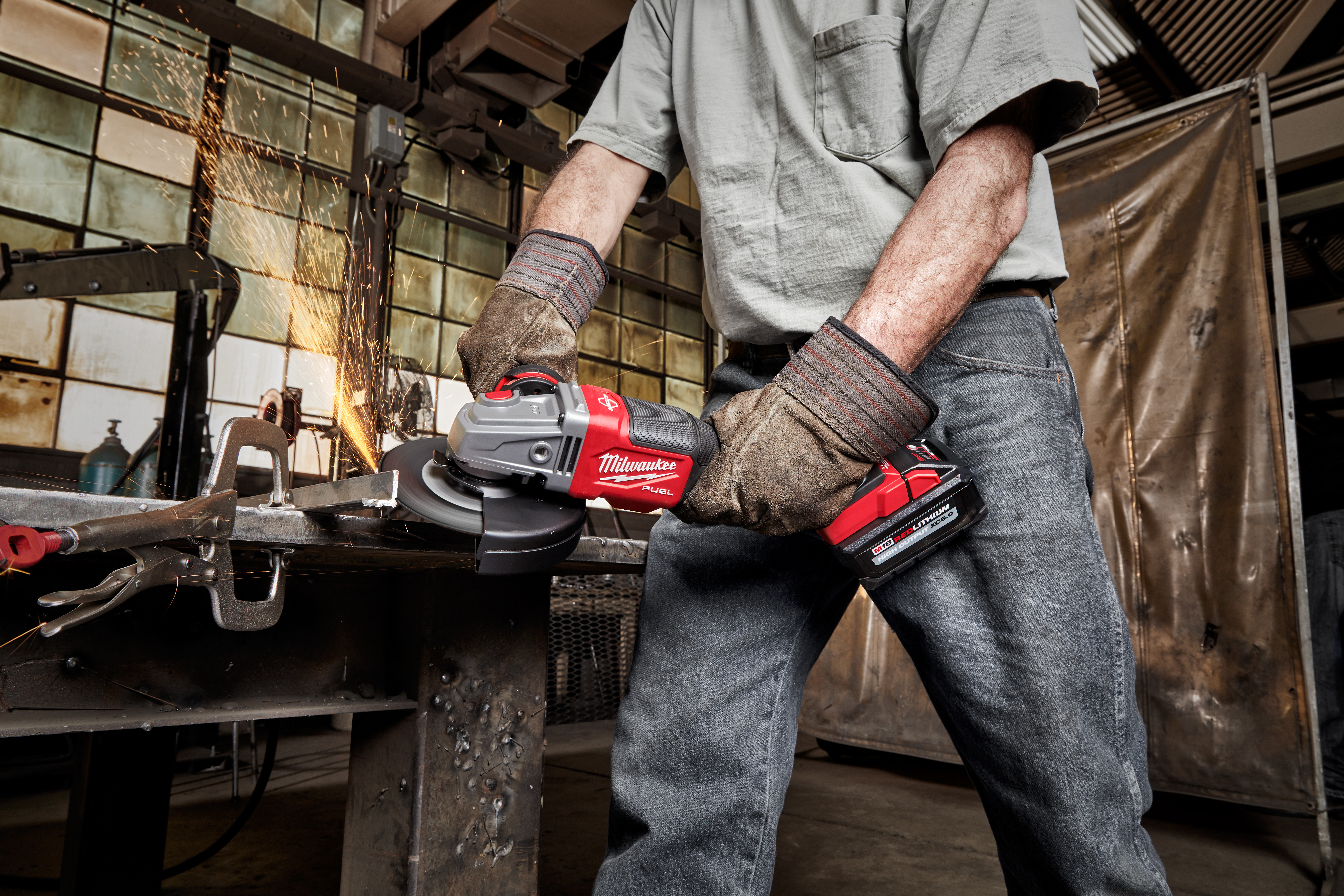 Milwaukee M18 FUEL Lithium-Ion 4-1/2 In. - 6 In. Brushless Braking Cordless  Angle Grinder with Paddle Switch, No Lock (Tool Only) - Hemly Hardware