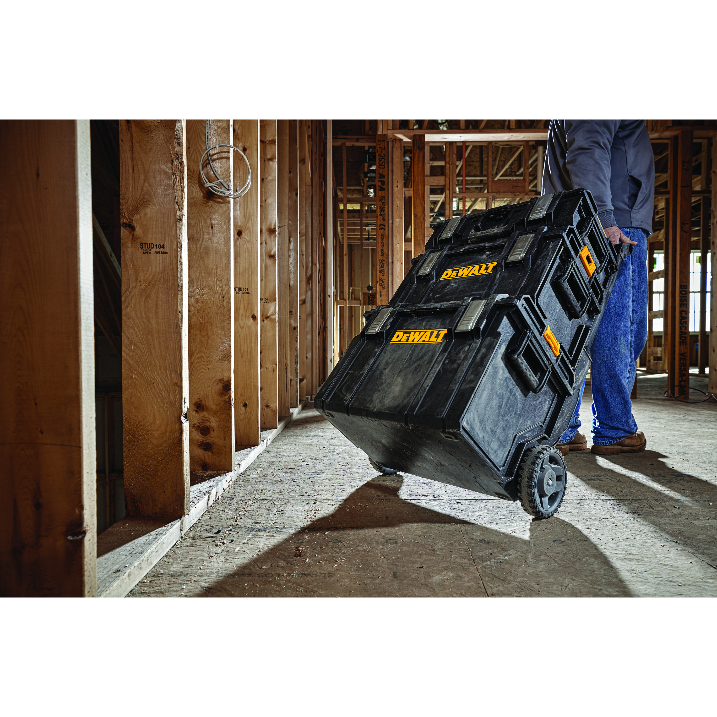 White Cap | DEWALT Toughsystem DS450 Mobile Storage