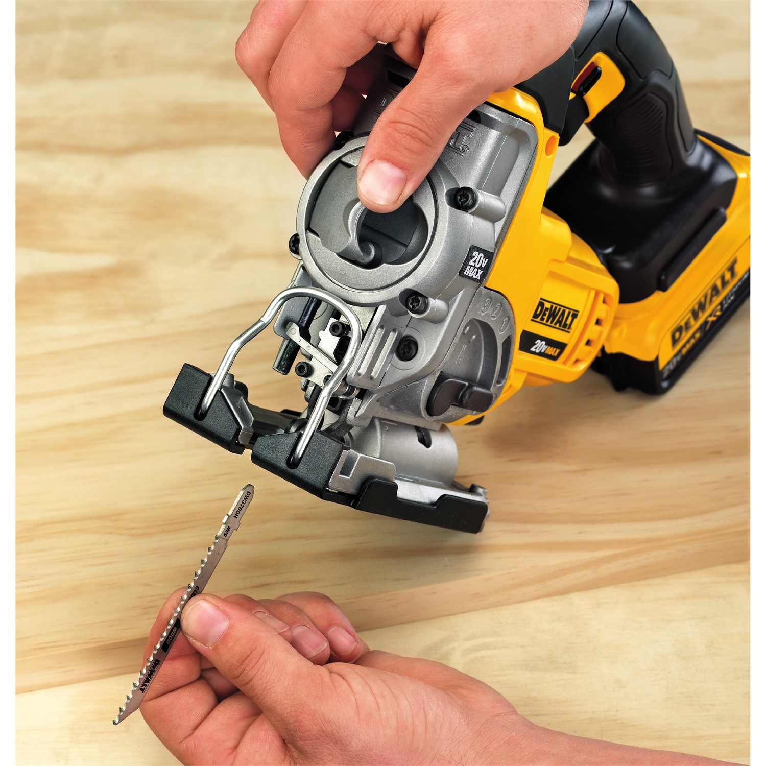 White Cap | DEWALT Perform & Protect 20V MAX Cordless Lithium-Ion