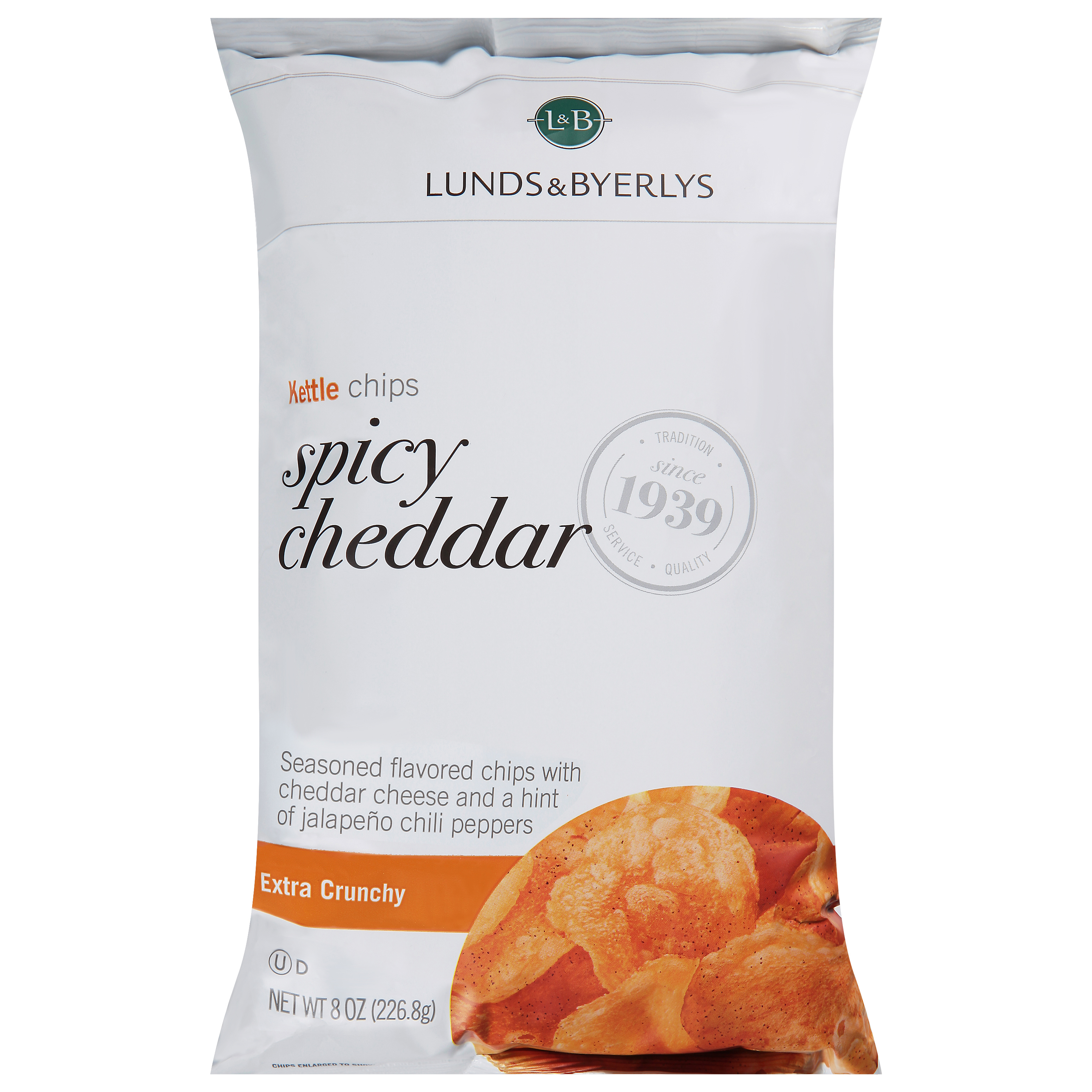 Lunds & Byerlys Extra Crunchy Spicy Cheddar Kettle Chips 8 Oz